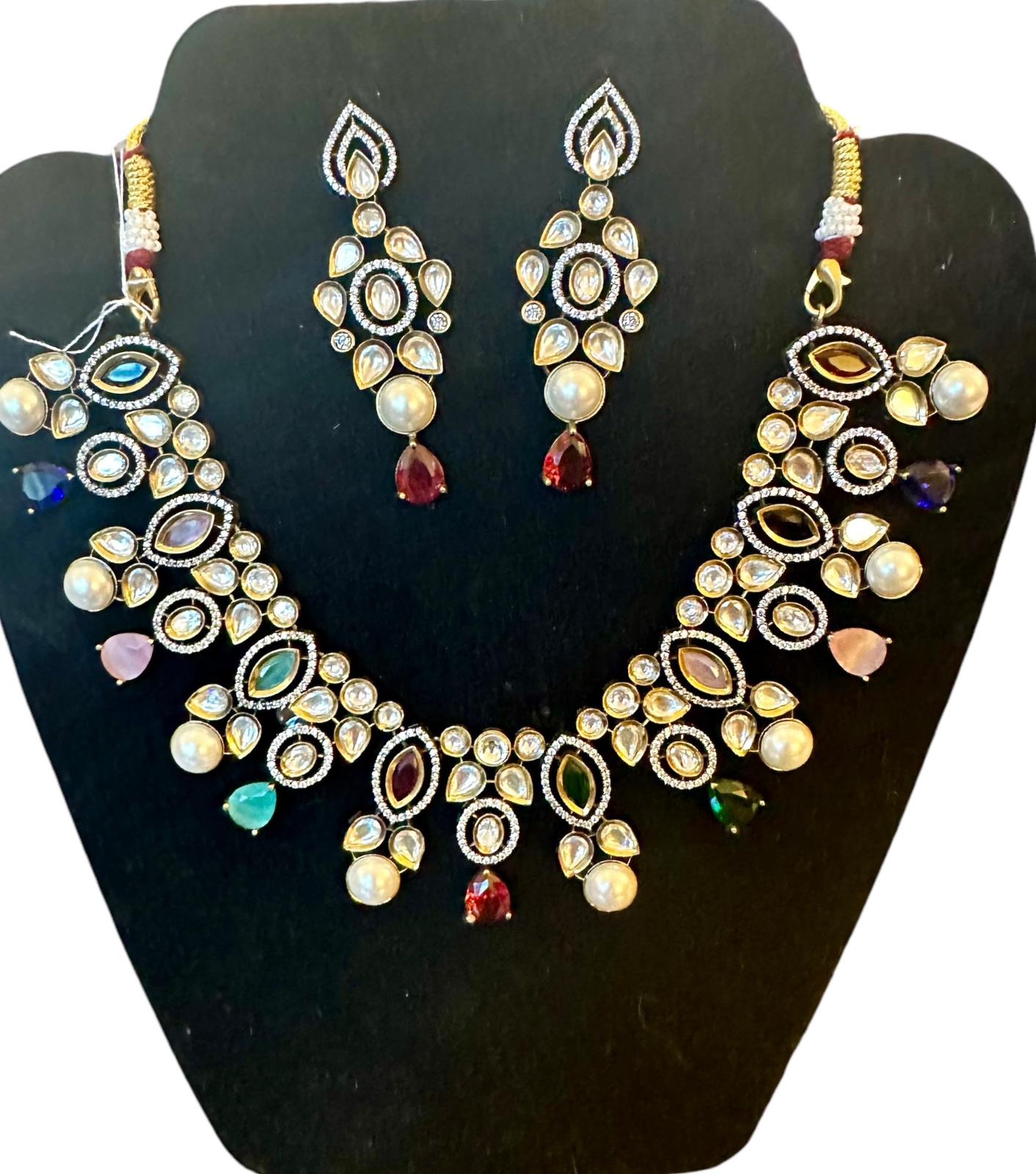 Multi-stones Kundan sets