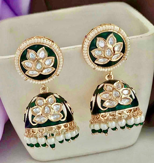 Emerald green kundan jhumkaas