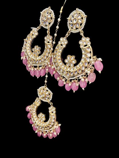 Pink kundan earrings & tikka