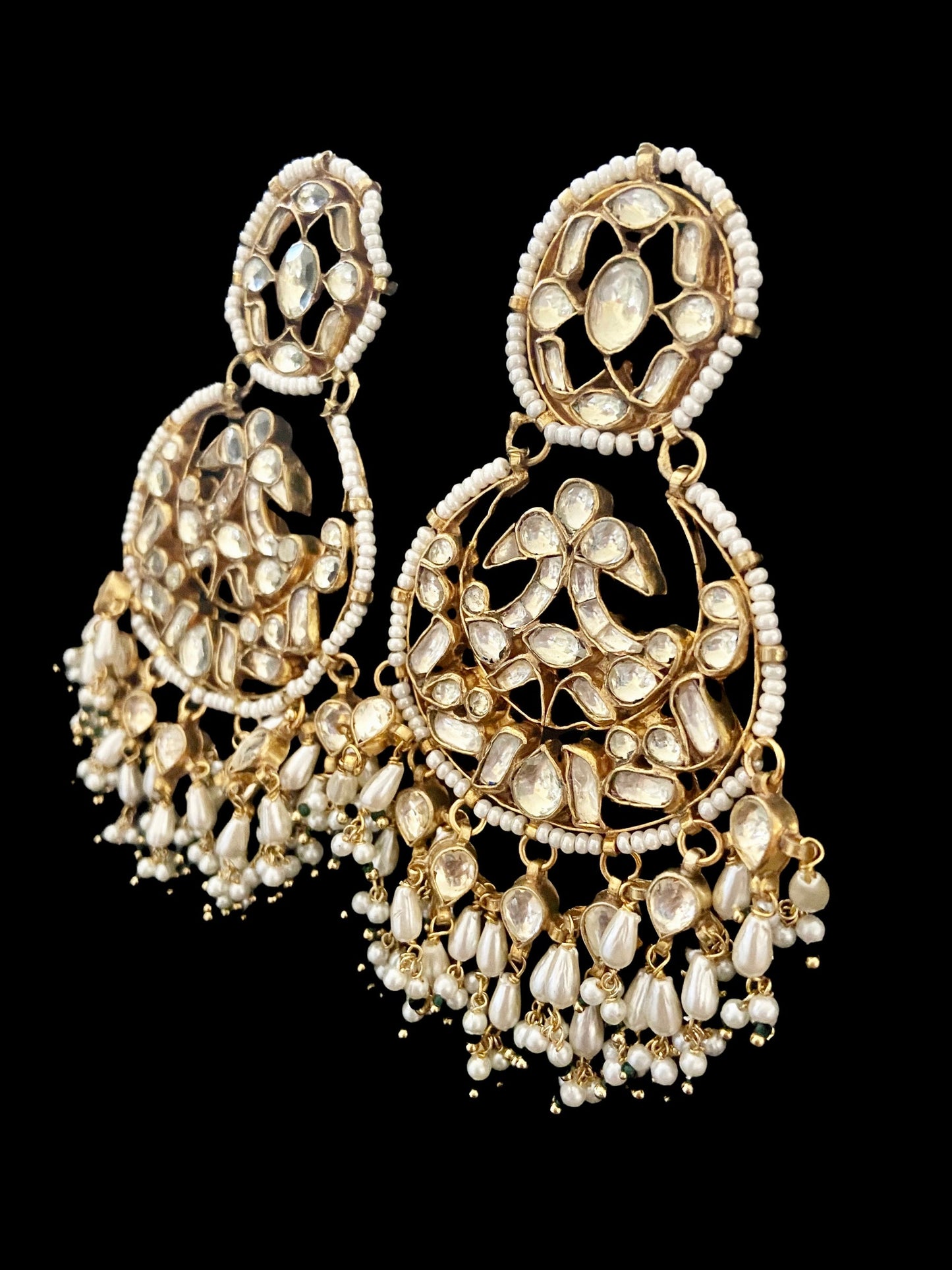 Pacchi kundan light wt. earrings