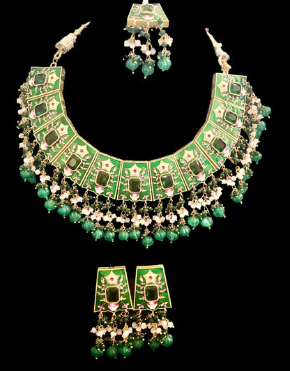 Emerald green meenakari set