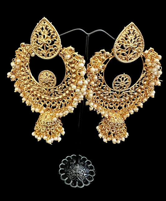 Gold finish chaandbali jhumkaas