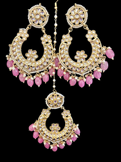 Pink kundan earrings & tikka