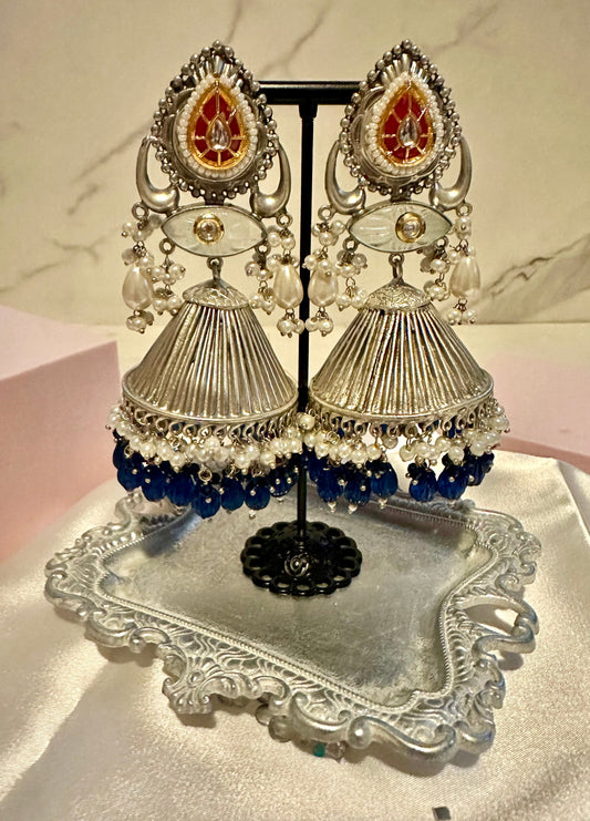 Black German silver jhumkaas