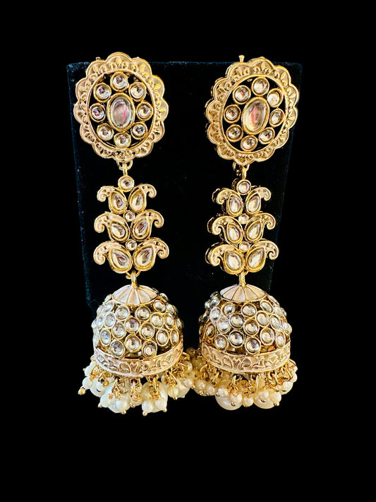 Clear kundan jhumkaas